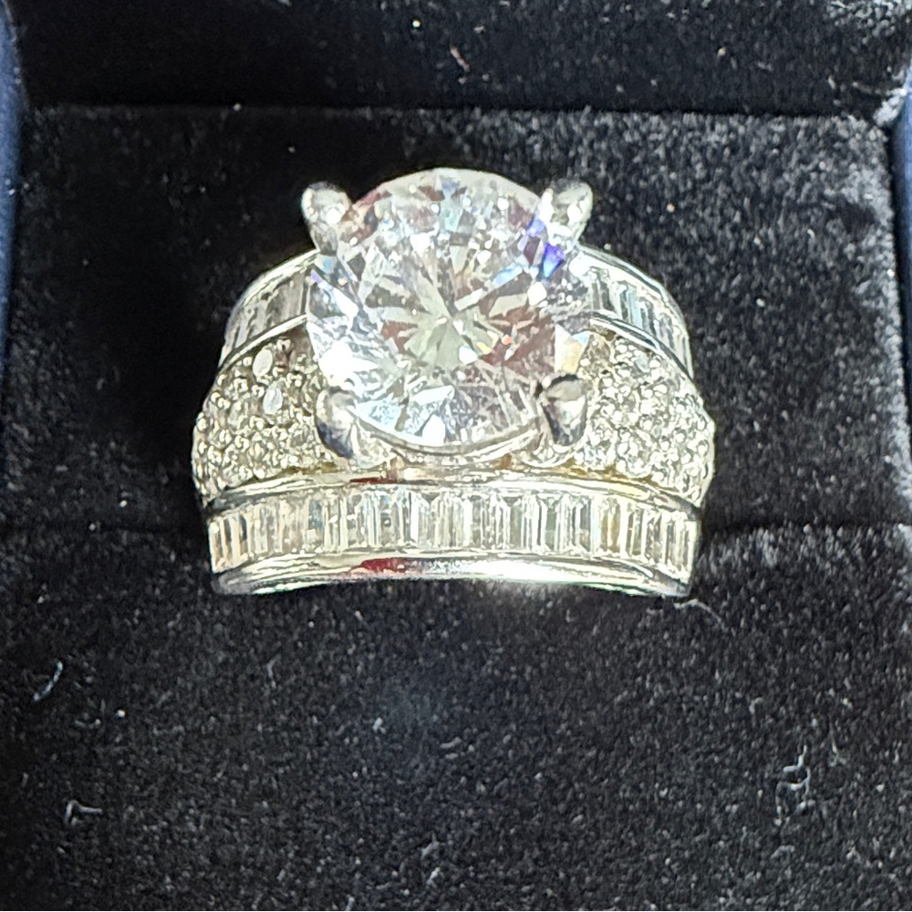 Charles Winston - Bella Luce Sterling Silver Ring with CZ Centerpiece